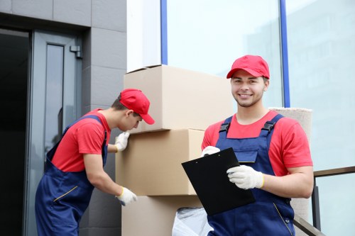 Customer complaint review for a man with van service